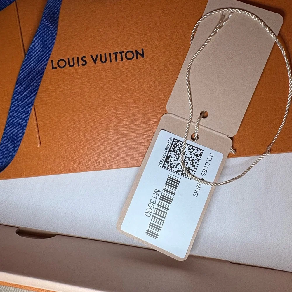 Louis Vuitton medium key pouch - Picture 6 of 6